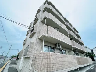 ユーミー波島の画像