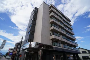 アネシス館【3階】の外観