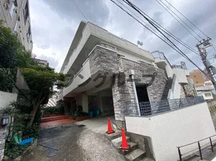 本郷ハイツ【1階】の外観