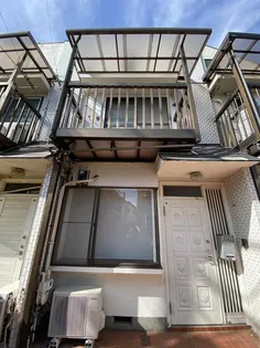 東京都世田谷区経堂3【一戸建】の外観