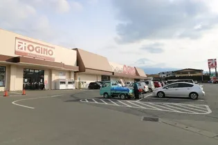 コンドミニアムホテル山麓【3階】の周辺