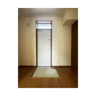 フォレストメゾンNAKANISHI【2階】の玄関