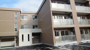 富山県射水市三ケ【マンション】の外観