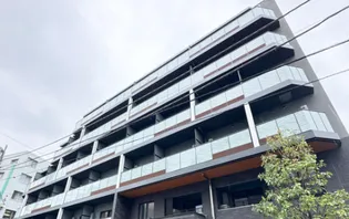 東京都新宿区市谷左内町【マンション】の外観