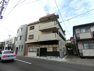 エイトジュリアン【3階】の外観