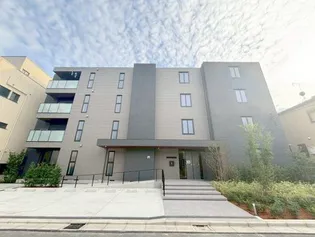 エトワールヴァリ プリミエ【1階】の外観