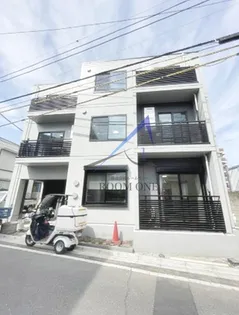 La Belle Teint【2階】の外観