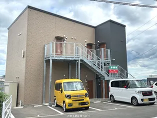 ラック栄田の画像
