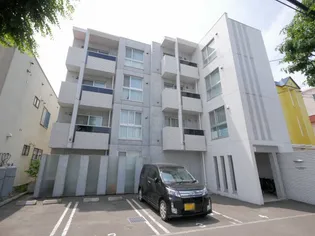 プロヴィデンス東札幌【1階】の外観