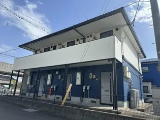 ジュネス リュウ【2階】の外観