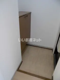 グリーンフィールド C棟【2階】の玄関