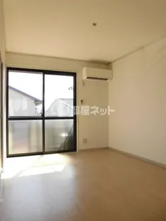 グリーンフィールド C棟【2階】の居間