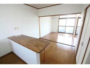 丸久第13コーポの居間