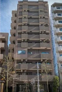 フォレスタ御苑【4階】の外観