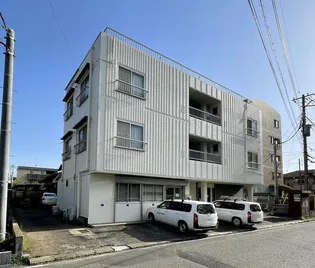 スターハウス【1階】の外観