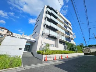 千葉県松戸市小根本【マンション】の外観