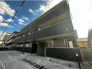 クレセント江坂【1階】の外観