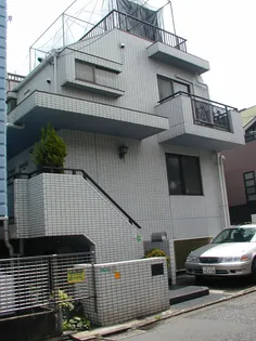 エクメーネ【1階】の外観