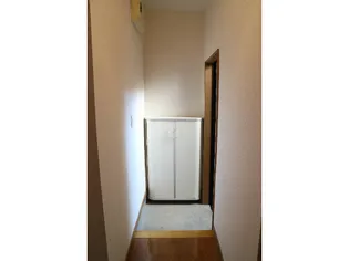 スプリングハウス【1階】の玄関