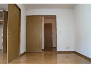 スプリングハウス【1階】の居間