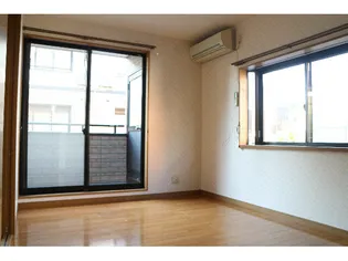 スプリングハウス【1階】の居間