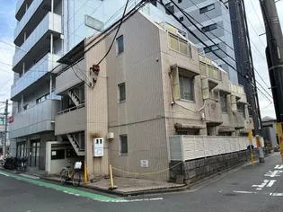 ピアハイツ新中野【2階】の外観