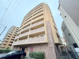 キャニスコート上新庄【6階】の外観