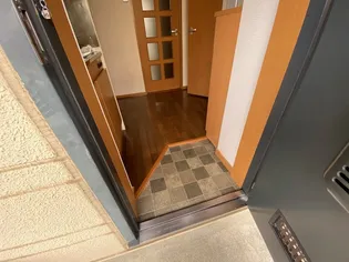 パティオ南烏山【1階】の玄関