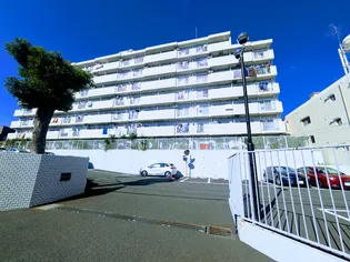 神奈川県横浜市保土ヶ谷区瀬戸ケ谷町【マンション】の外観