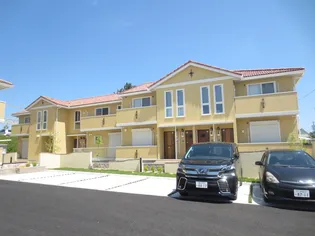 ファミーユA棟【2階】の外観