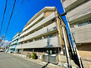 シャンテ-中宮III【3階】の外観