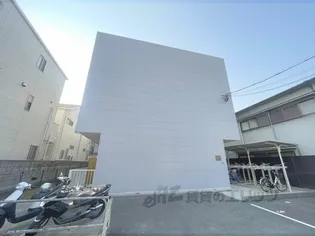 レオパレスルシェルブルー東大阪【1階】の外観
