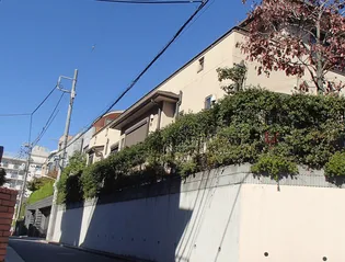 フラットN【2階】の外観