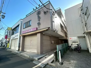 ロードしゅん【3階】の外観