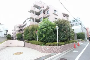 東京都世田谷区上野毛1【マンション】の外観