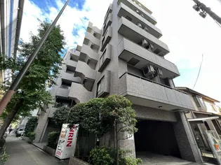 東京都世田谷区駒沢4【マンション】の外観