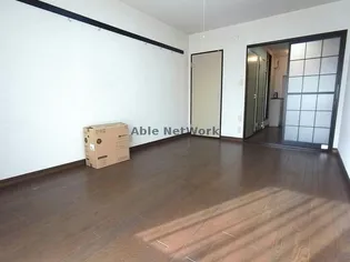 コーポOII【1階】の居間