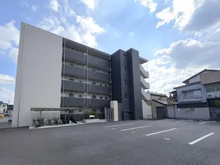 プラウドフォレスターの画像