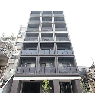 Priere【2階】の外観