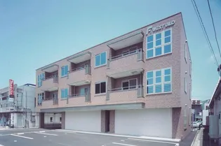 F WEST BLDの画像