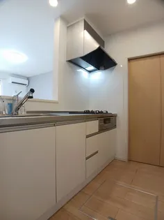 フォルシュ近見C【1階】のキッチン