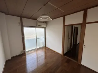 清水コーポ【2階】の居間