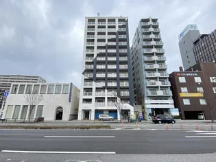 GRCオーパス城崎【6階】の外観