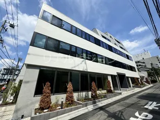 パルク北参道【5階】の外観