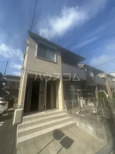 プレミアムコートD【2階】の外観