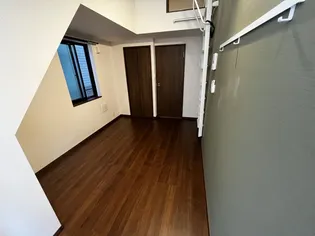 インベスト大森27【1階】の居間