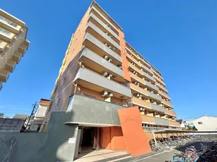 ピーコック・ハウスII【1階】の外観