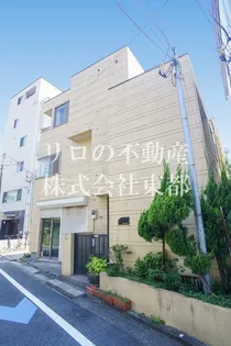 ラロシェル【3階】の外観