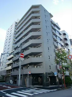 東京都千代田区岩本町1【マンション】の外観