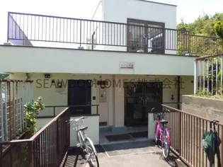 メゾン六浦【2階】の外観